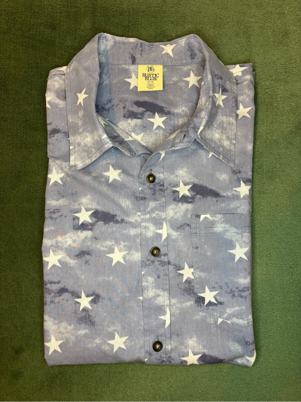 Rustic Blue Star-Print Men's Button-Up Shirt, Size: M. (6403)